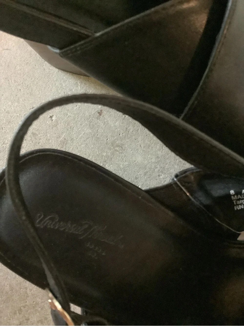 Universal Thread Women’s Black & Brown Platform Wedge Sandal size 8